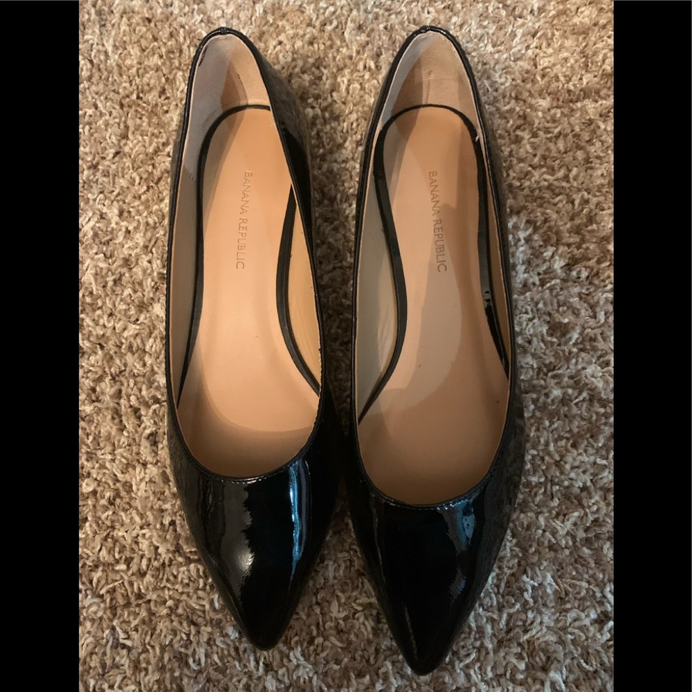 NWT patent leather flats